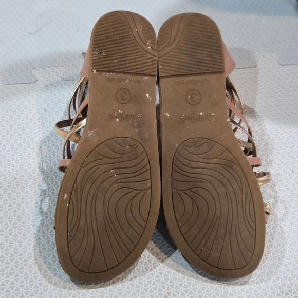 Girls Little Kid Strappy Flat Sandals - Tan and Iridescent Size 3 - Picture 8 of 9